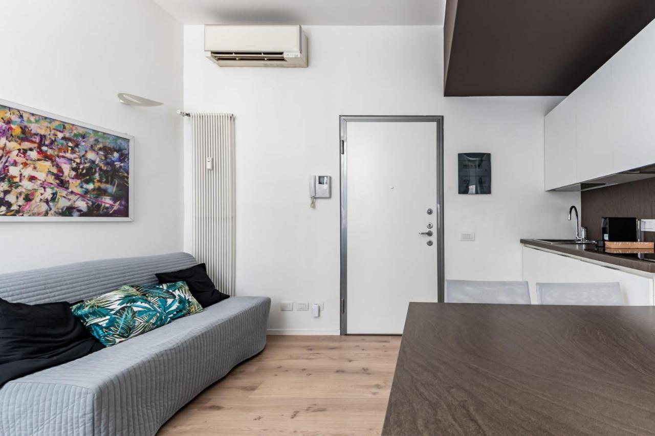 Ferienwohnung Amazing Flat In Duomo By Easylife Mailand Exterior foto