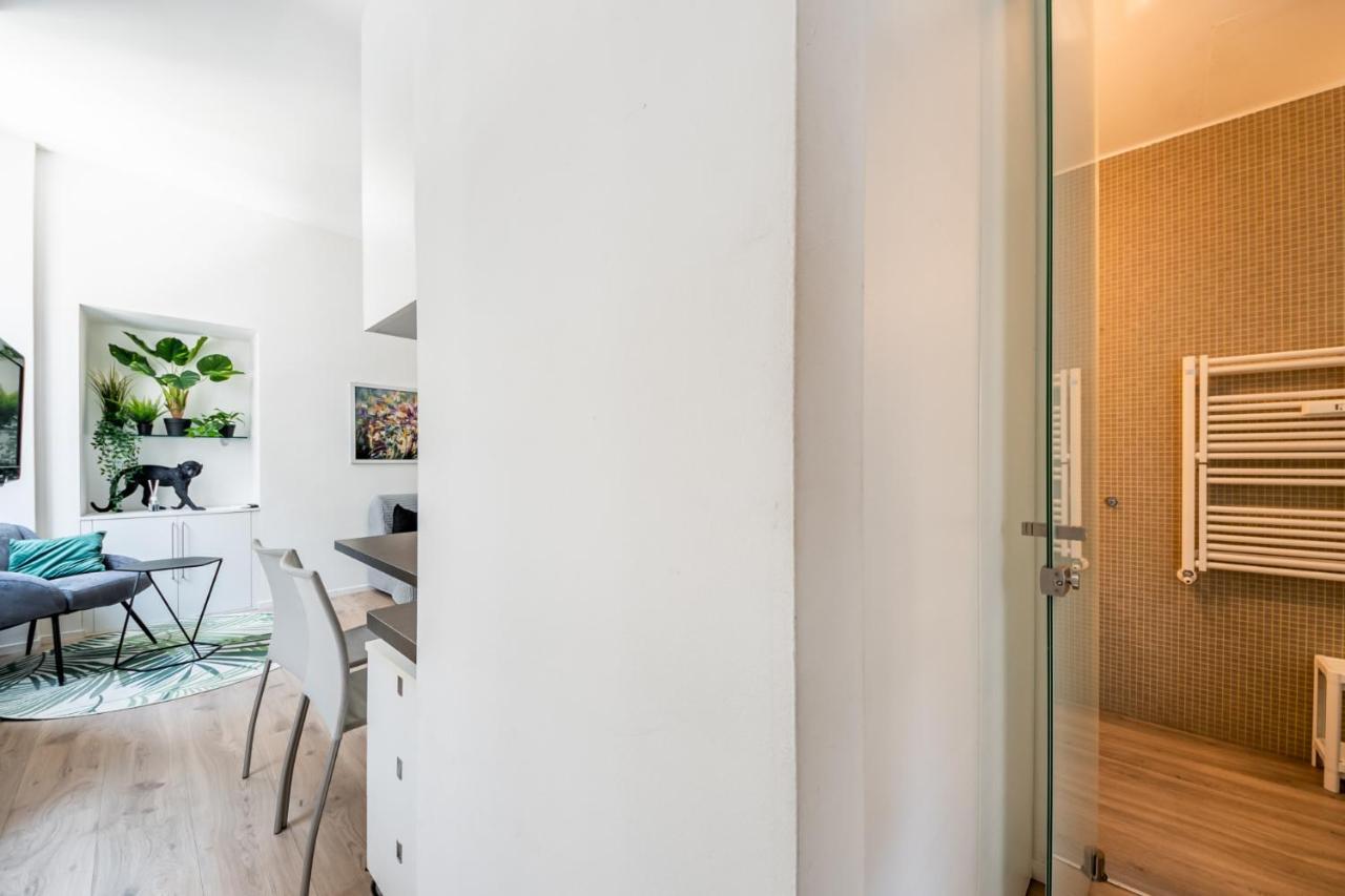 Ferienwohnung Amazing Flat In Duomo By Easylife Mailand Exterior foto